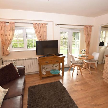 Little Rushbrook Cottages Tanworth Bagian luar foto
