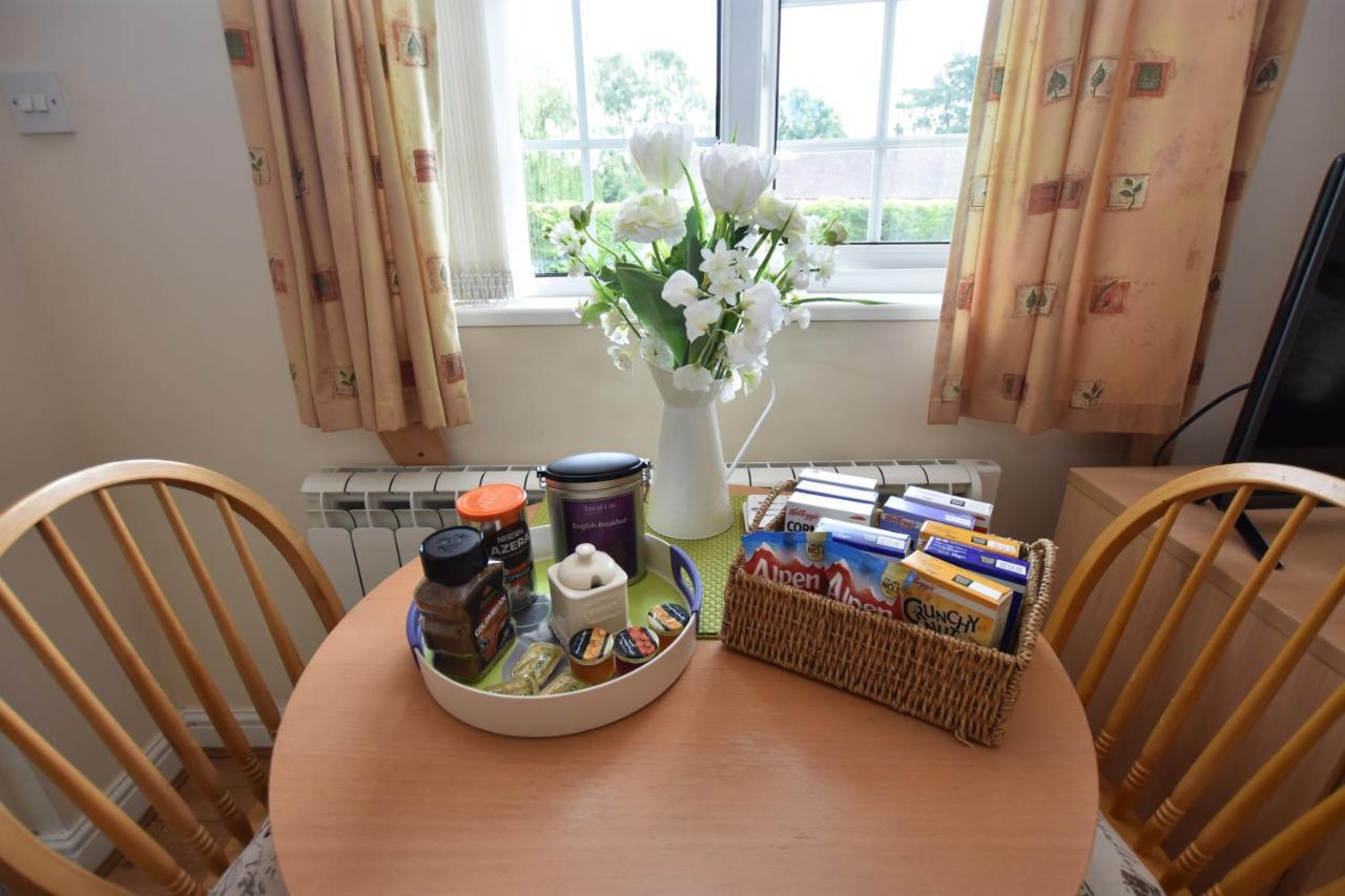 Little Rushbrook Cottages Tanworth Bagian luar foto
