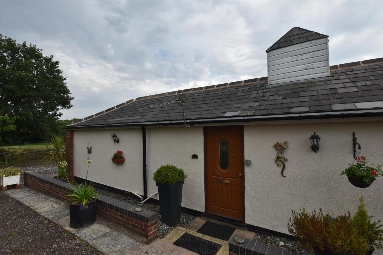 Little Rushbrook Cottages Tanworth Bagian luar foto
